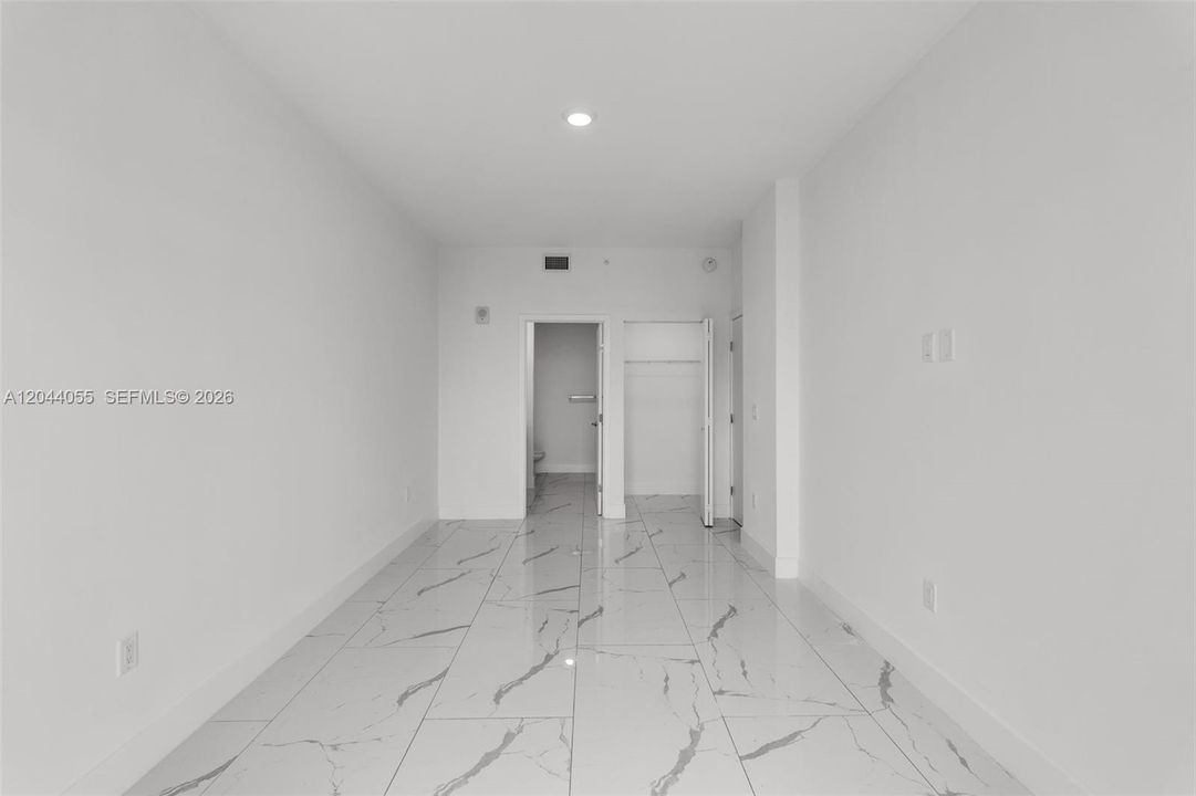 В аренду: $2,900 (2 спален, 2 ванн, 940 Квадратных фут)
