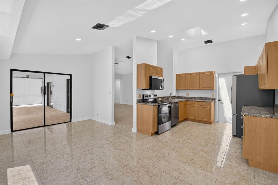 Kitchen/Den