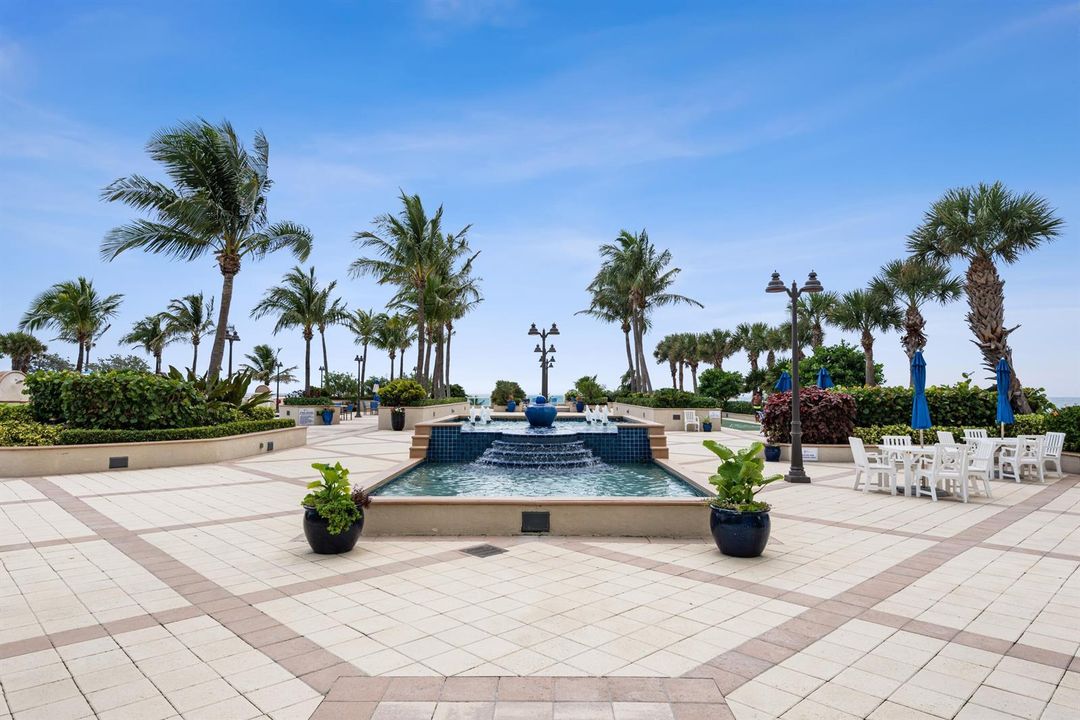 Pool Fountain