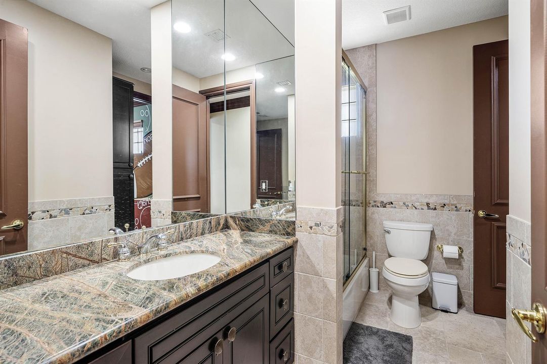 038-7917VillaDEsteWay-DelrayBeach-FL-334