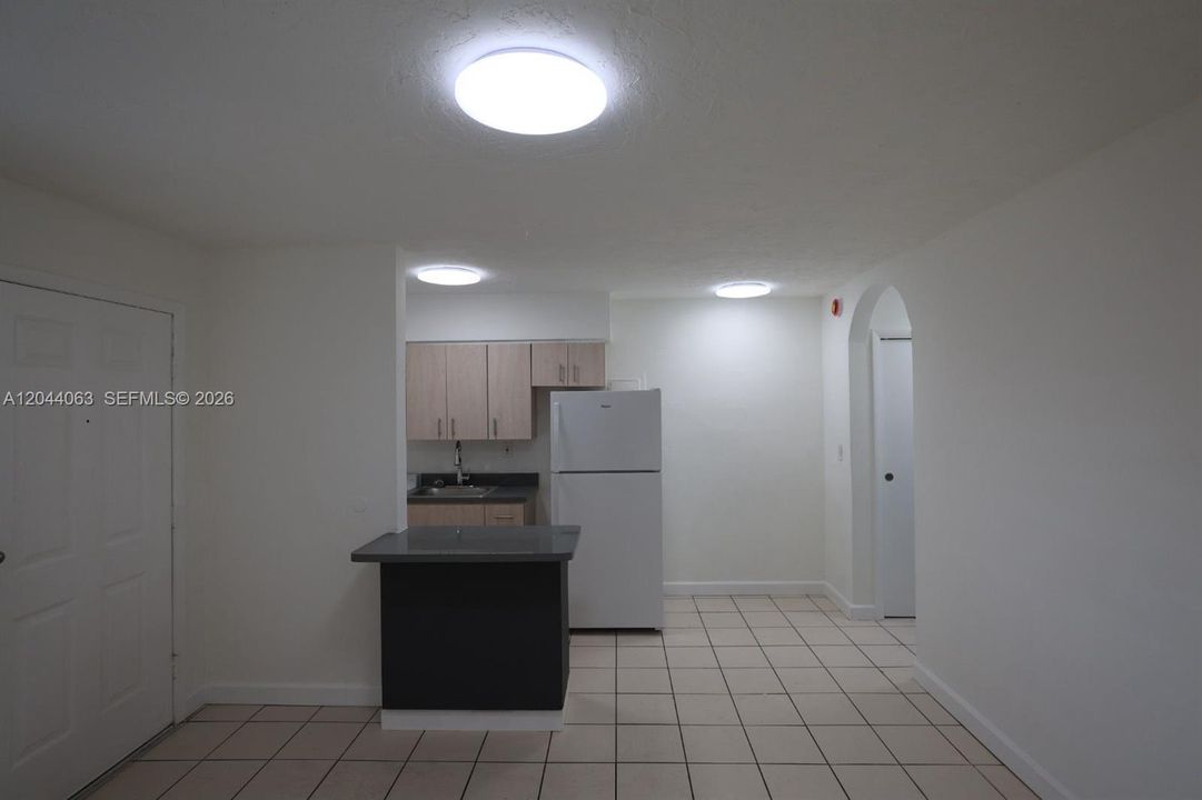 В аренду: $1,600 (1 спален, 1 ванн, 680 Квадратных фут)