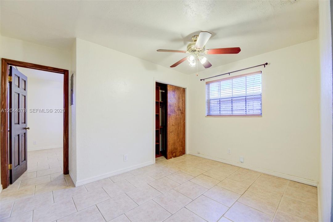 В аренду: $3,300 (3 спален, 2 ванн, 1428 Квадратных фут)