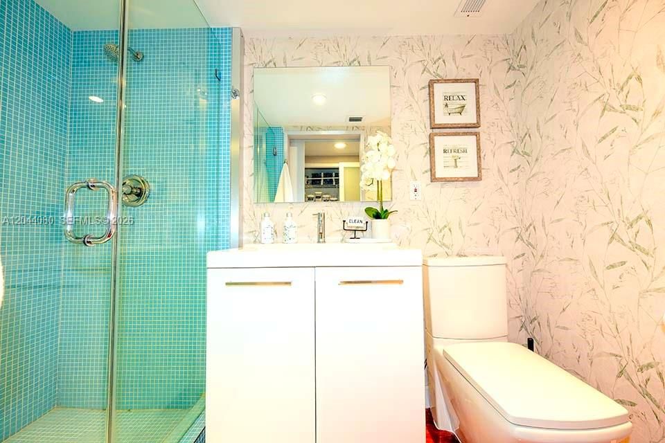 Bathroom #2