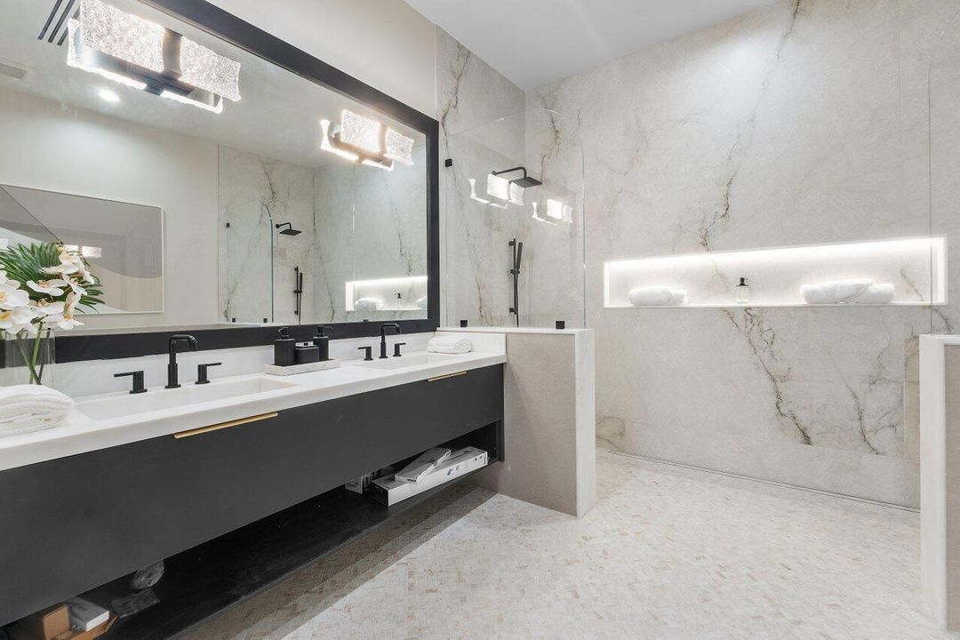 092-7935SouthFlaglerDrive-WestPalmBeach-