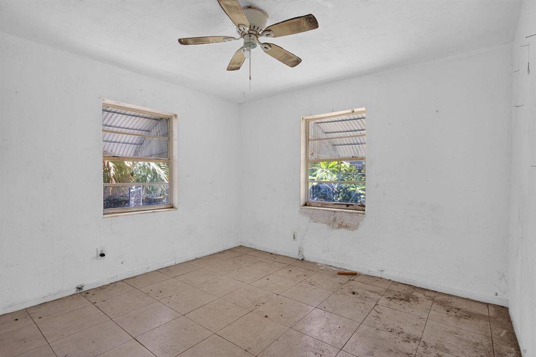 26-web-or-mls-511 -9765