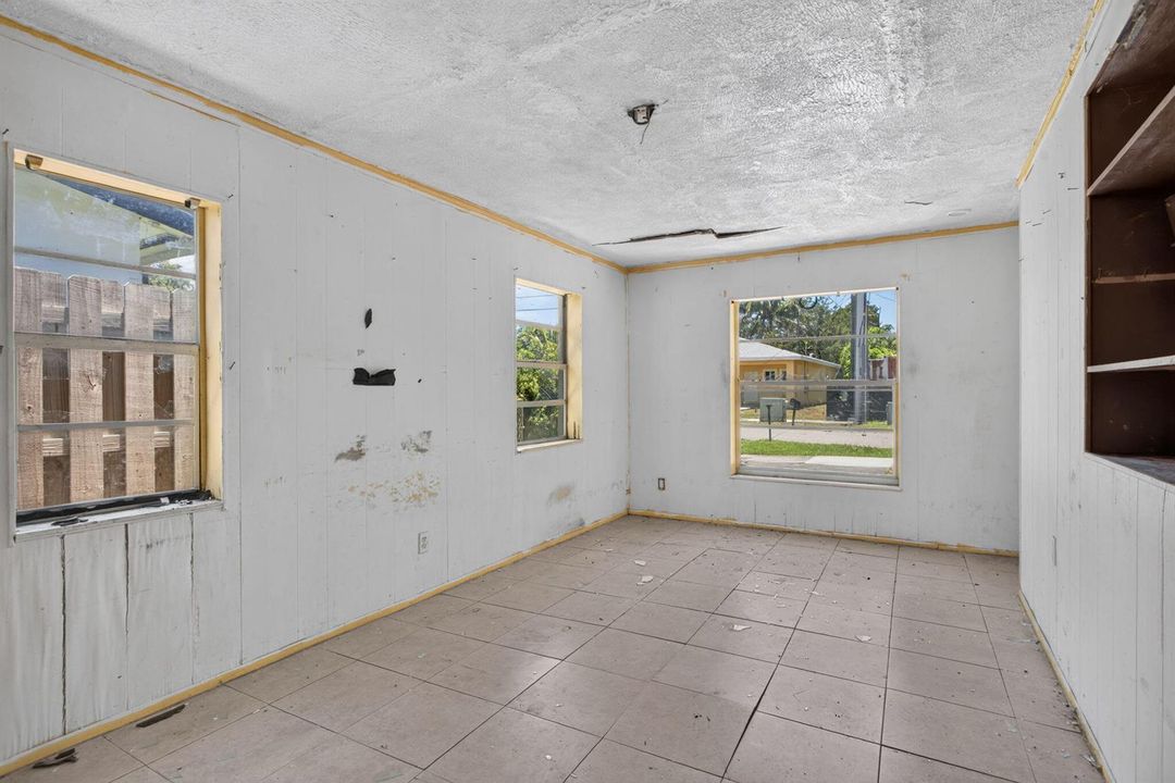 18-web-or-mls-511 -9725