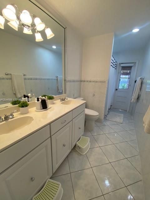 Guest bathroom