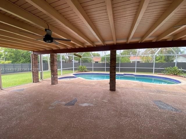 Screened patio