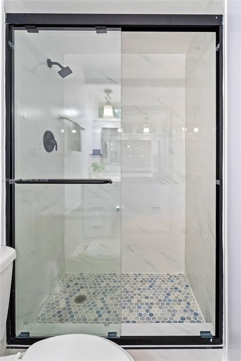 En Venta: $565,000 (2 camas, 2 baños, 1351 Pies cuadrados)