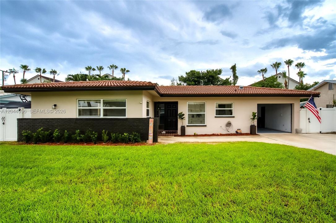 En Venta: $565,000 (2 camas, 2 baños, 1351 Pies cuadrados)