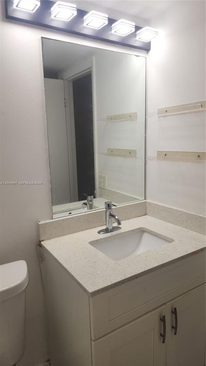 En Renta: $1,900 (2 camas, 2 baños, 900 Pies cuadrados)
