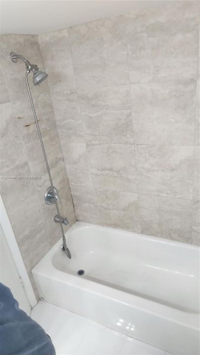 En Renta: $1,900 (2 camas, 2 baños, 900 Pies cuadrados)