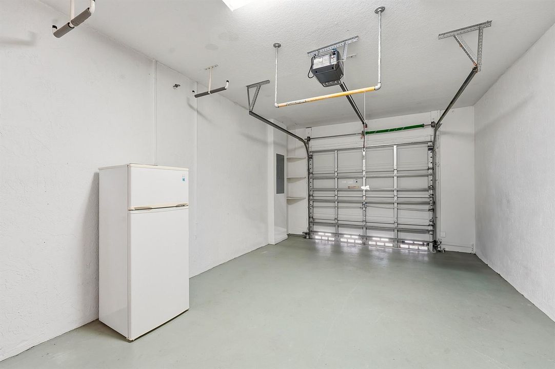 30 Garage