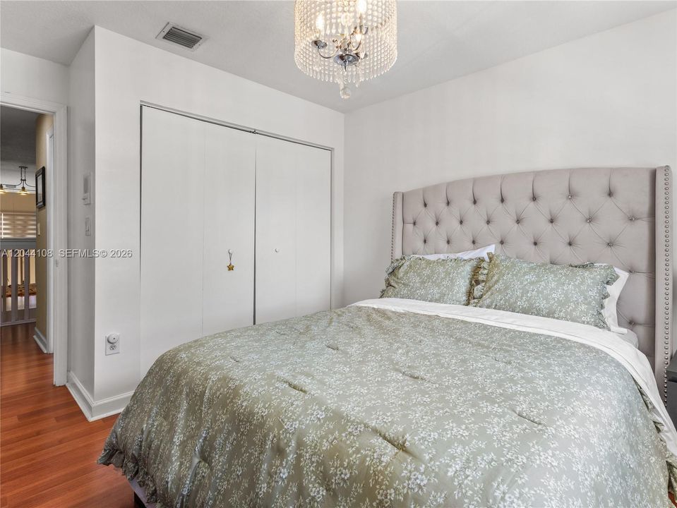 For Sale: $819,000 (3 beds, 3 baths, 2312 Square Feet)