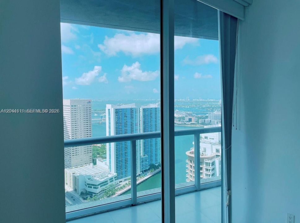 For Rent: $6,000 (2 beds, 2 baths, 1633 Square Feet)