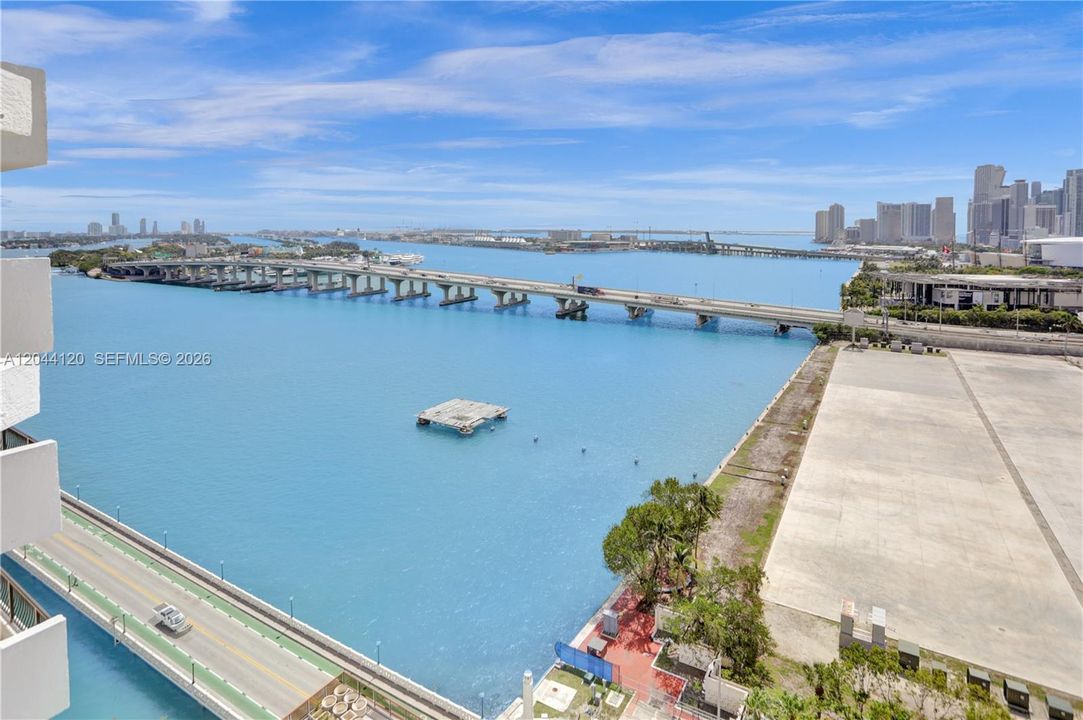 En Venta: $349,000 (1 camas, 1 baños, 860 Pies cuadrados)