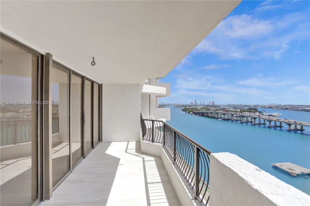 En Venta: $349,000 (1 camas, 1 baños, 860 Pies cuadrados)