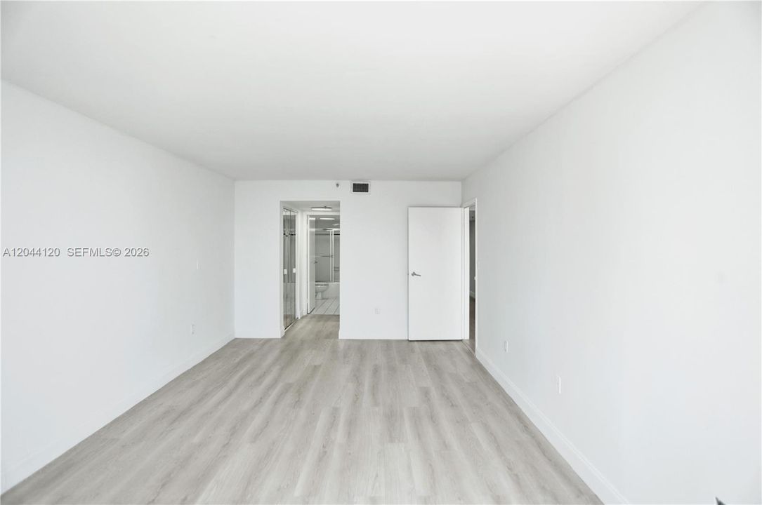 En Venta: $349,000 (1 camas, 1 baños, 860 Pies cuadrados)