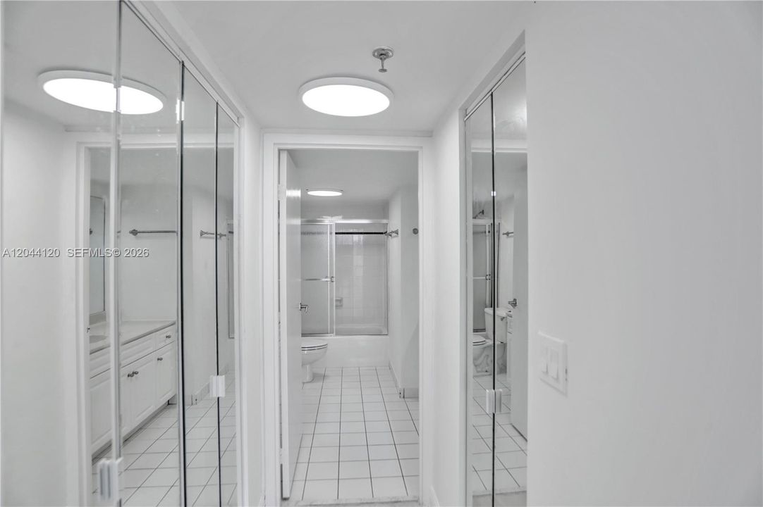 En Venta: $349,000 (1 camas, 1 baños, 860 Pies cuadrados)