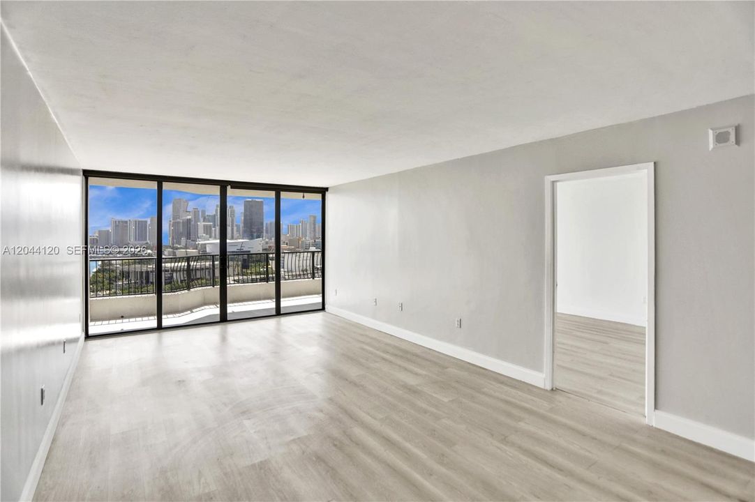 En Venta: $349,000 (1 camas, 1 baños, 860 Pies cuadrados)