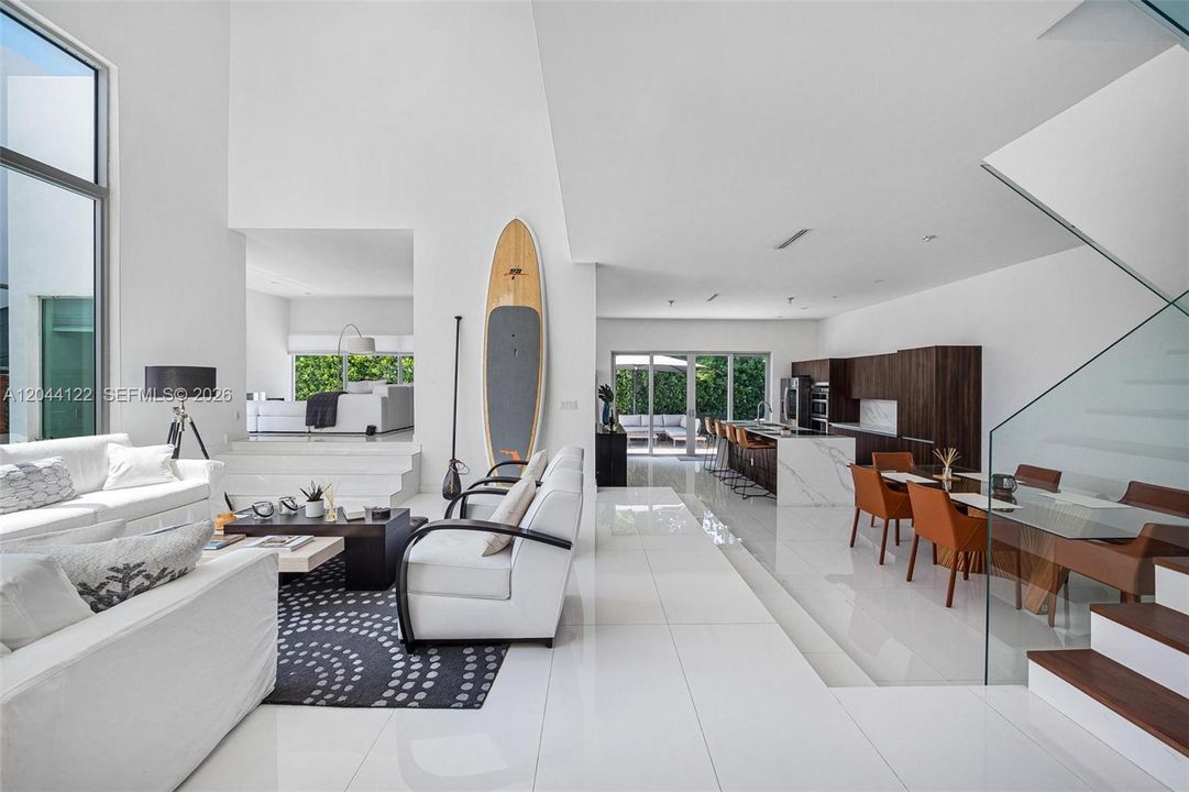 For Rent: $14,950 (3 beds, 3 baths, 3107 Square Feet)