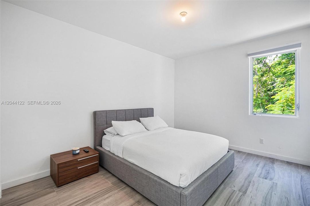 For Rent: $14,950 (3 beds, 3 baths, 3107 Square Feet)