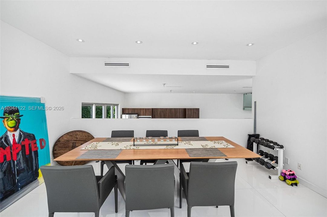 For Rent: $14,950 (3 beds, 3 baths, 3107 Square Feet)
