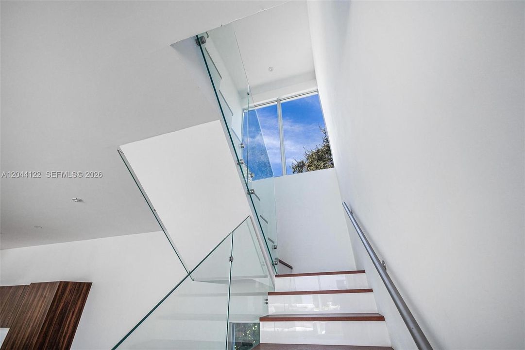 For Rent: $14,950 (3 beds, 3 baths, 3107 Square Feet)