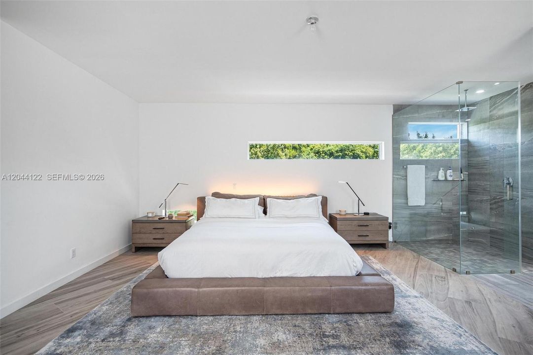 For Rent: $14,950 (3 beds, 3 baths, 3107 Square Feet)