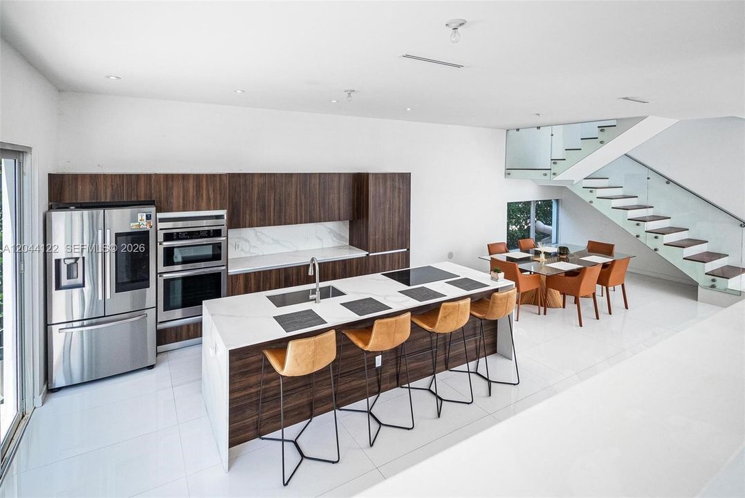 For Rent: $14,950 (3 beds, 3 baths, 3107 Square Feet)