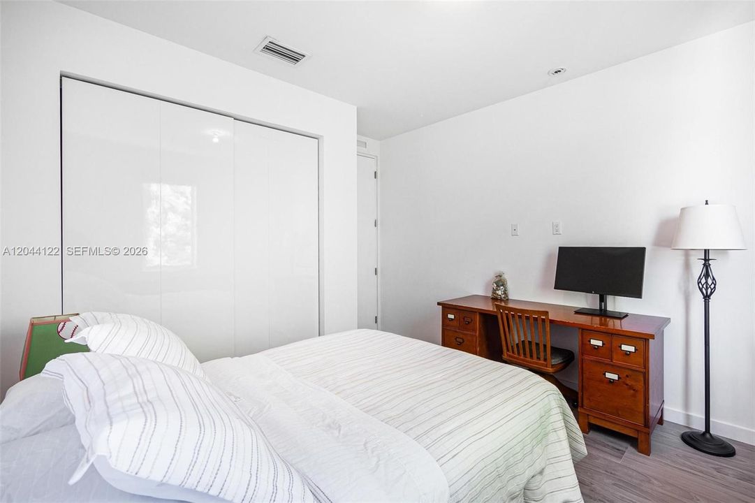For Rent: $14,950 (3 beds, 3 baths, 3107 Square Feet)
