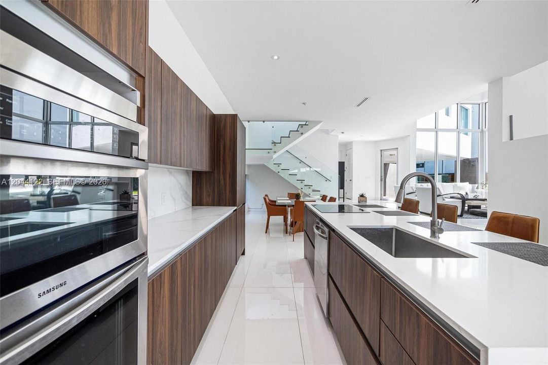 For Rent: $14,950 (3 beds, 3 baths, 3107 Square Feet)