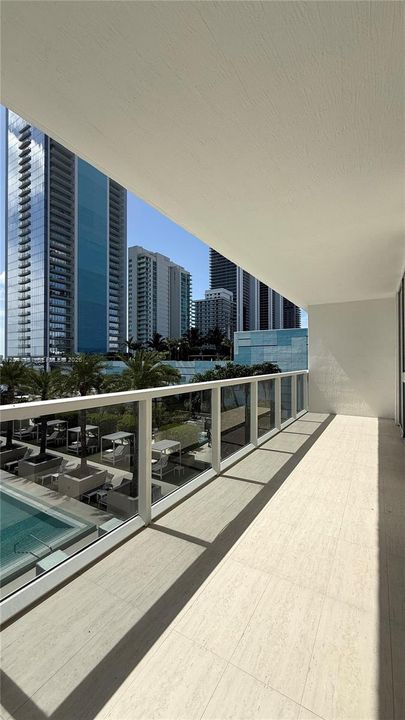 For Rent: $6,200 (3 beds, 3 baths, 1435 Square Feet)
