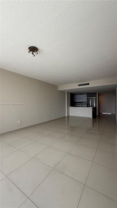 For Rent: $6,200 (3 beds, 3 baths, 1435 Square Feet)