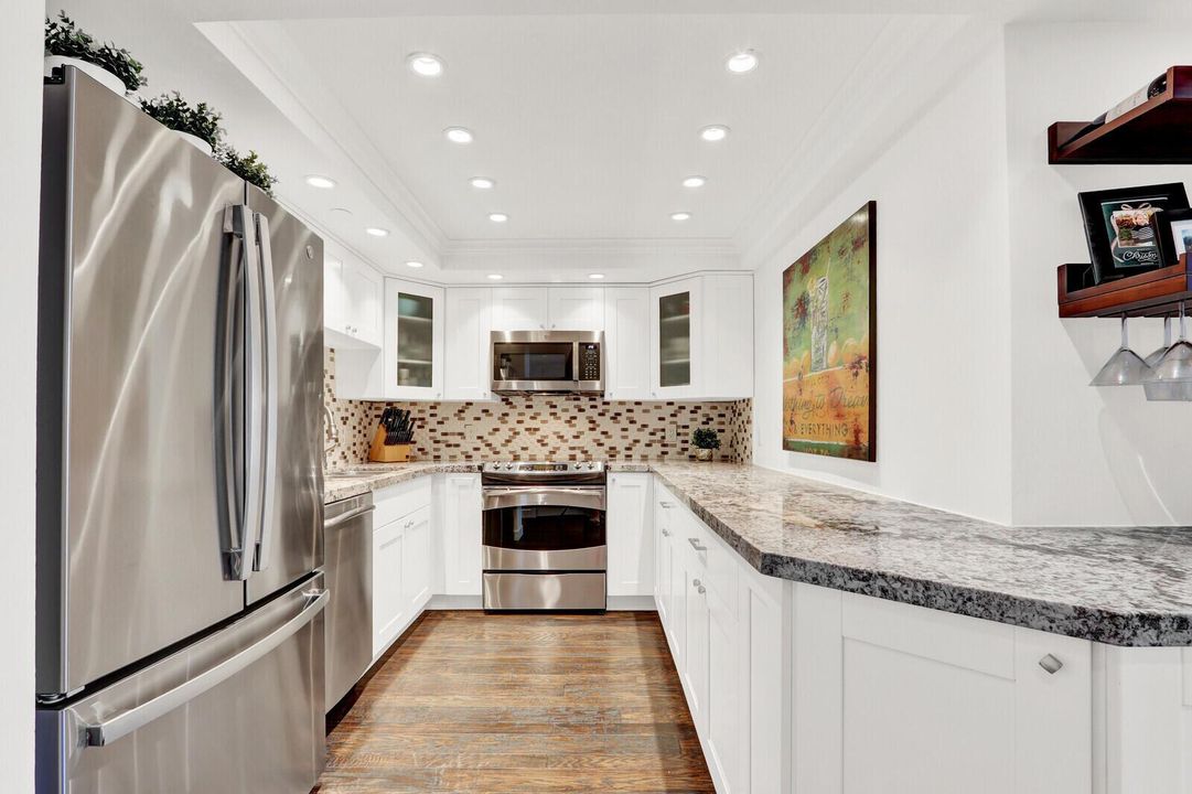 OPEN GOURMET KITCHEN
