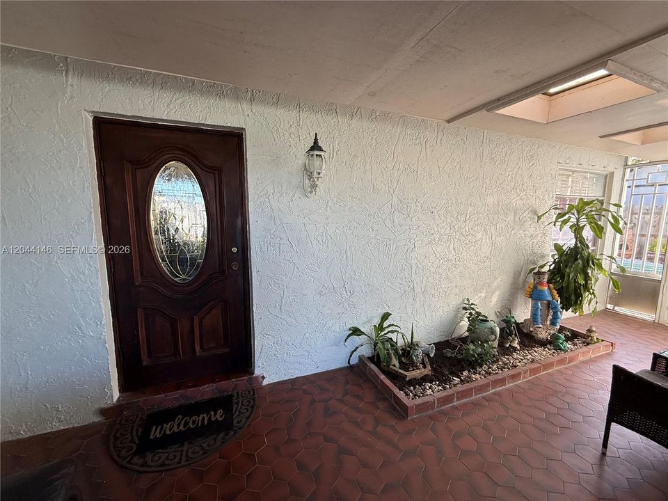 На продажу: $800,000 (4 спален, 2 ванн, 1840 Квадратных фут)
