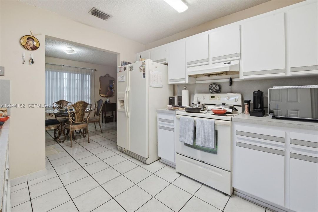 For Sale: $849,000 (0 beds, 0 baths, 2805 Square Feet)