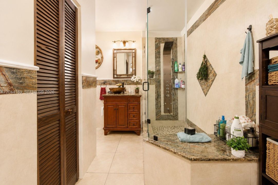 MAIN BATHROOM