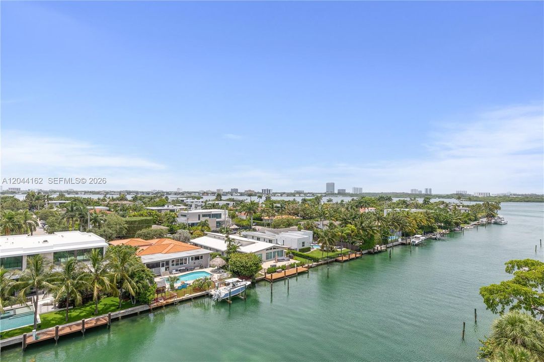 For Sale: $1,999,999 (3 beds, 3 baths, 1834 Square Feet)