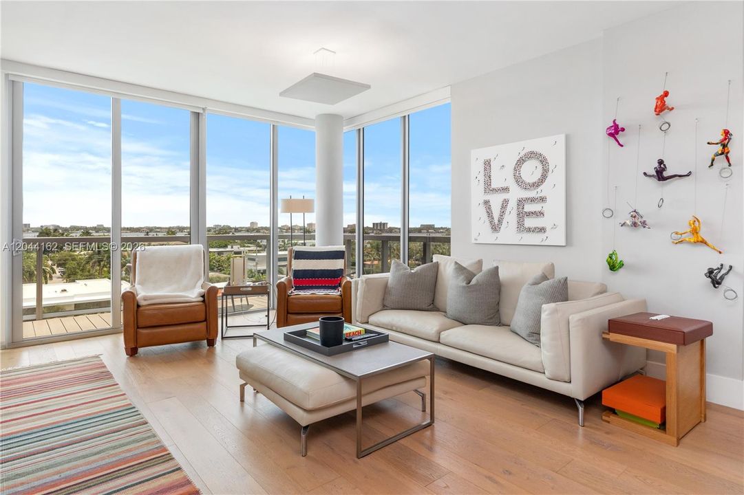 For Sale: $1,999,999 (3 beds, 3 baths, 1834 Square Feet)