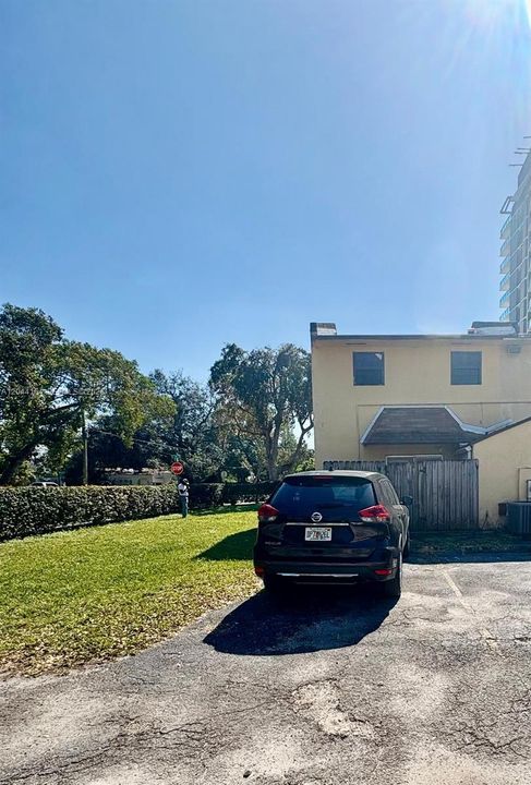 На продажу: $474,999 (2 спален, 2 ванн, 1440 Квадратных фут)