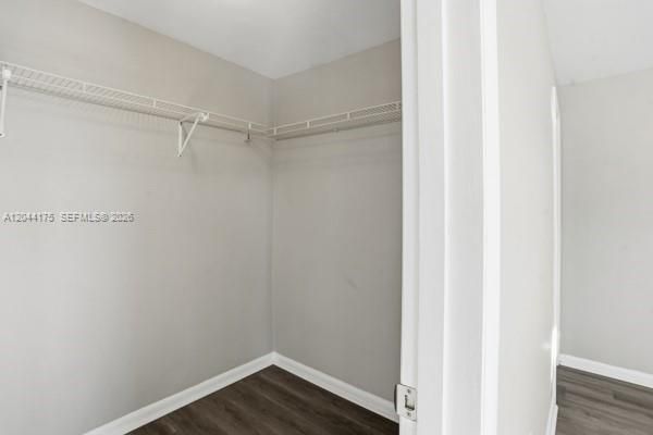 На продажу: $295,900 (2 спален, 2 ванн, 0 Квадратных фут)
