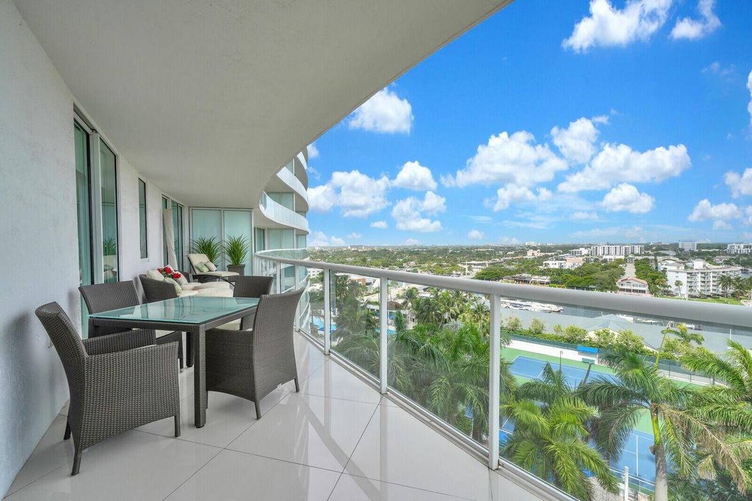 Plaza Oceanside condo 1007 pic 52