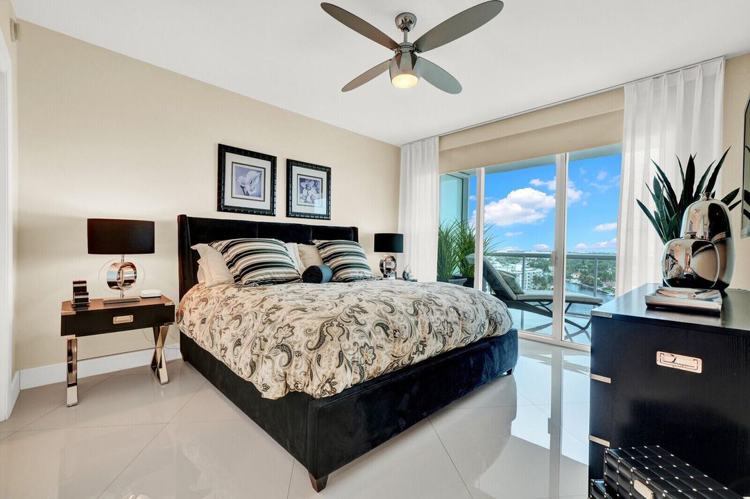 Plaza Oceanside condo 1007 pic 48