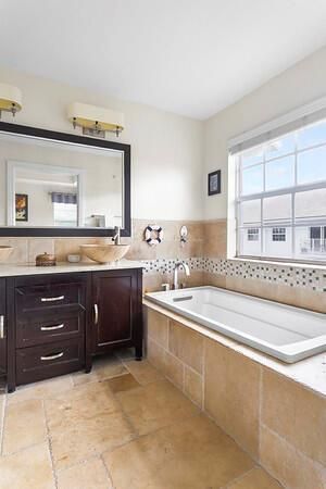 Primary Bath w/ Lg Soaker Tub