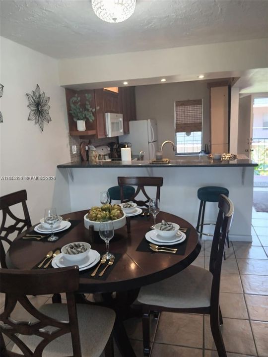 В аренду: $1,500 (2 спален, 2 ванн, 865 Квадратных фут)