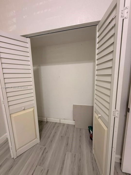 For Rent: $3,000 (2 beds, 2 baths, 1326 Square Feet)