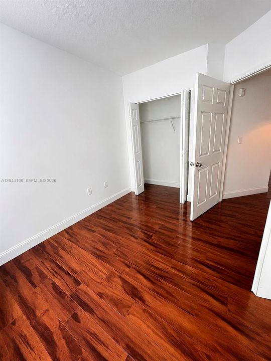В аренду: $4,300 (3 спален, 2 ванн, 1353 Квадратных фут)
