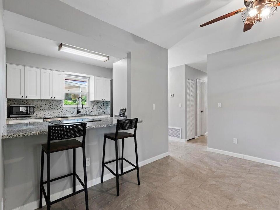 Breakfast Bar