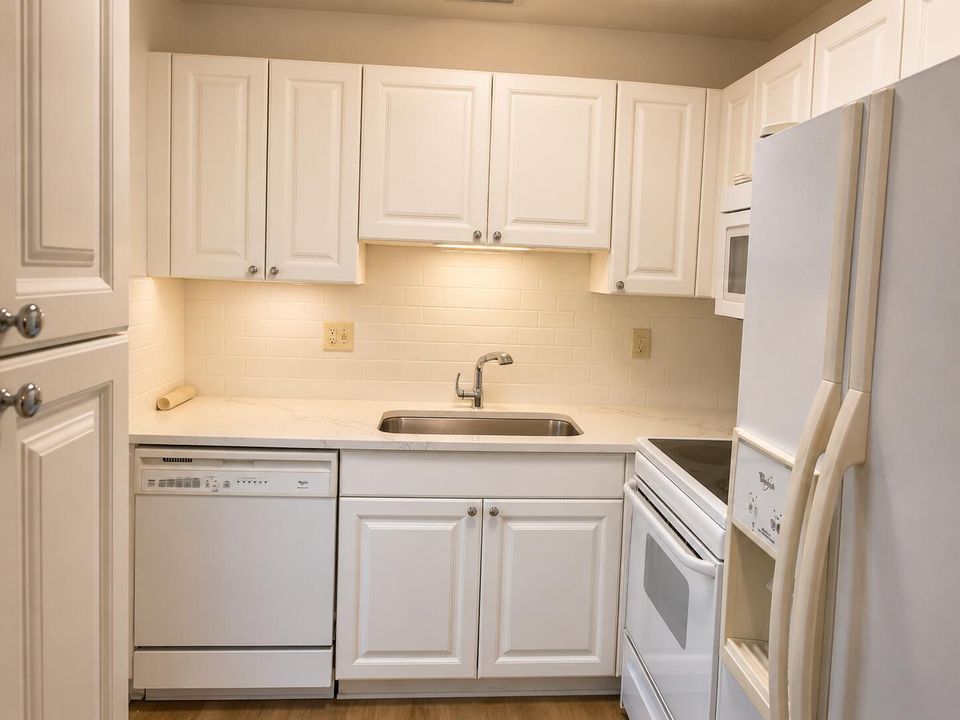NEW KITCHEN